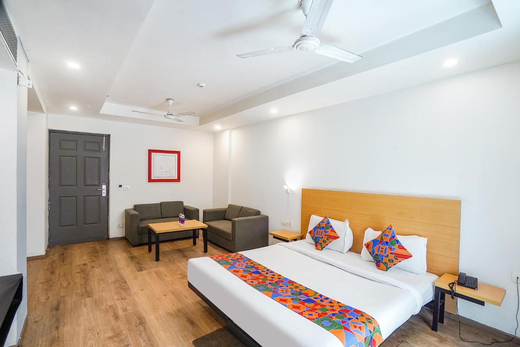 Fabhotel Prime Cloud 9 Ґазіабад Екстер'єр фото